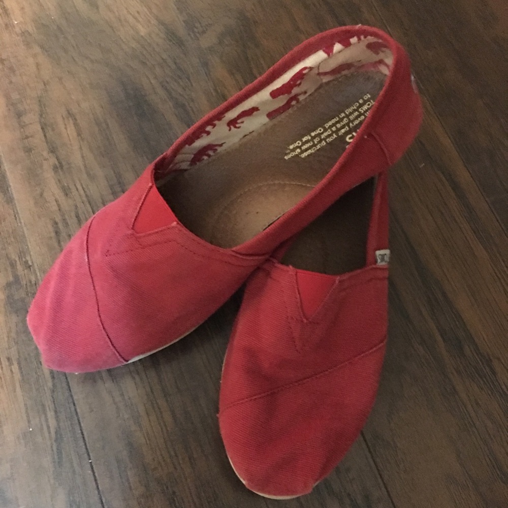 Toms red flats size 10